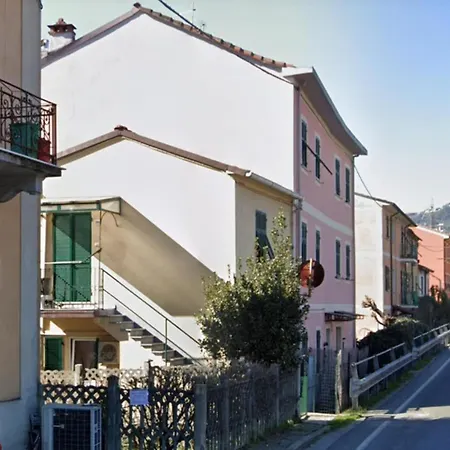 Casa Orchidea A ラ・スペツィア