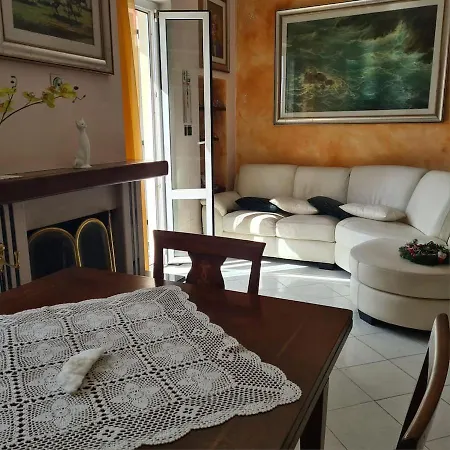 Casa Orchidea A Apartment La Spezia